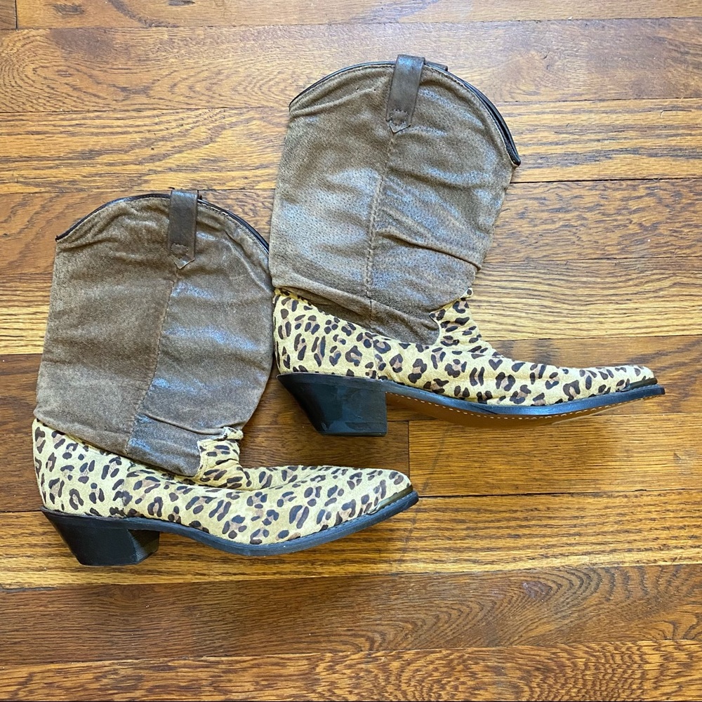 Vintage Dingo leopard print western cowboy boots size 6.5